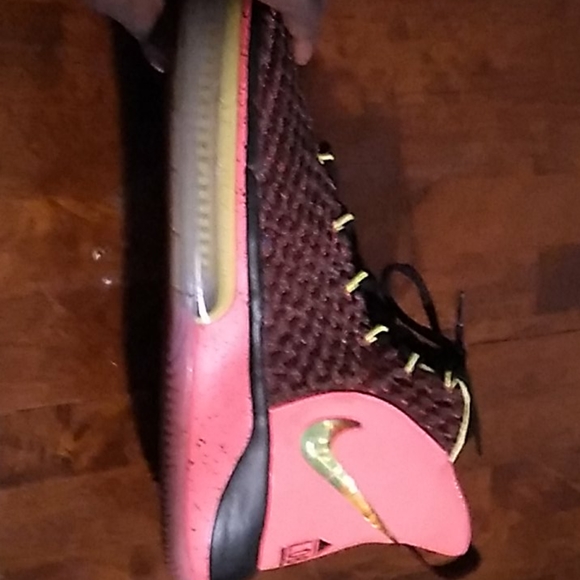 Nike shoes size 11 - Picture 2 of 3